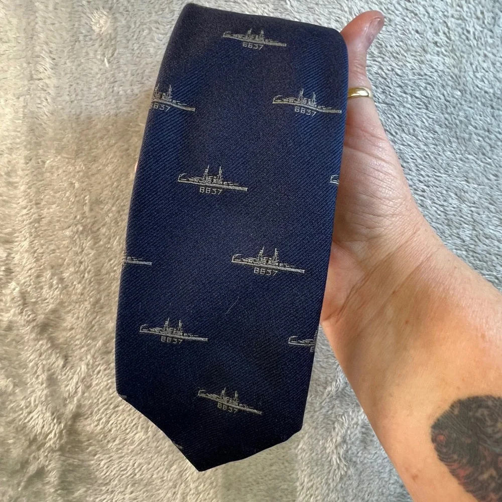 Robert Talbott for Orbachs Mens Navy Blue BB37 Battleship‎ Silk Necktie